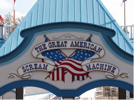 The Great American Scream Machine photo, from ThemeParkInsider.com